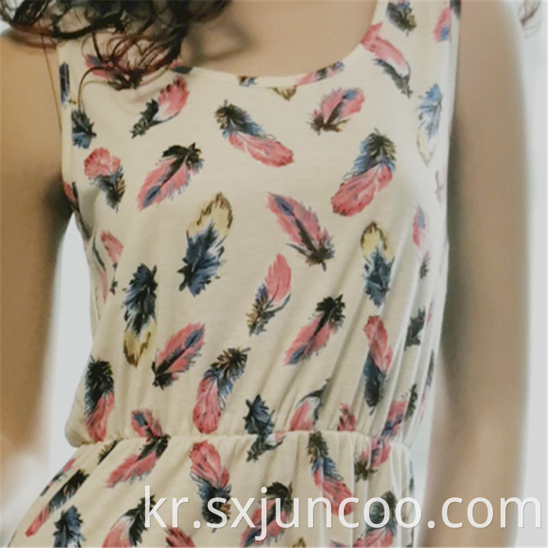 100 Rayon Feather Printed Sleeveless Sleepwear